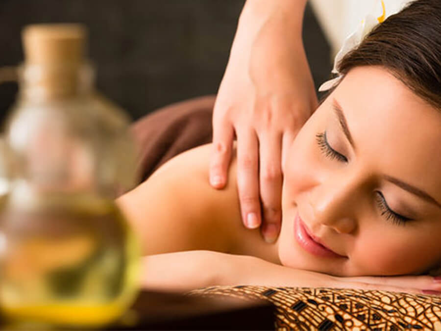 ماساژ آروماتراپی